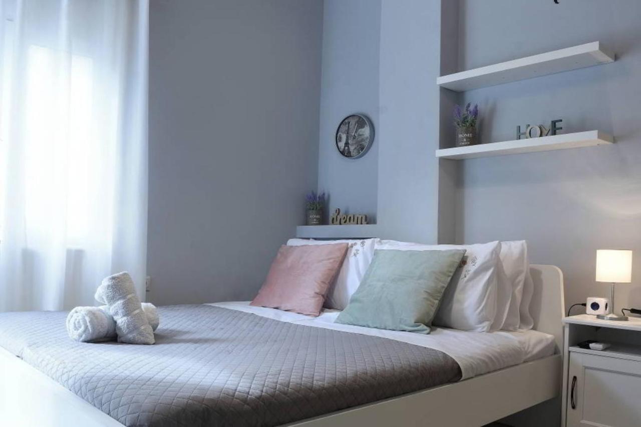 The Bright One Appartement Iraklion Buitenkant foto